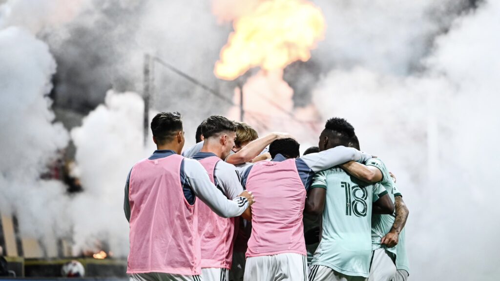 atlanta united players celebrating